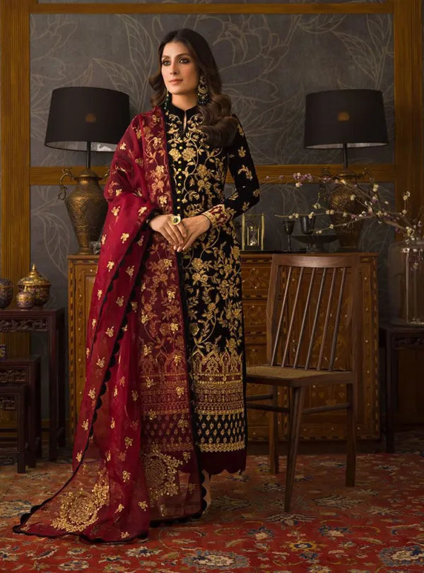 Winter Embroidered Velvet 3piece suit - KP3358
