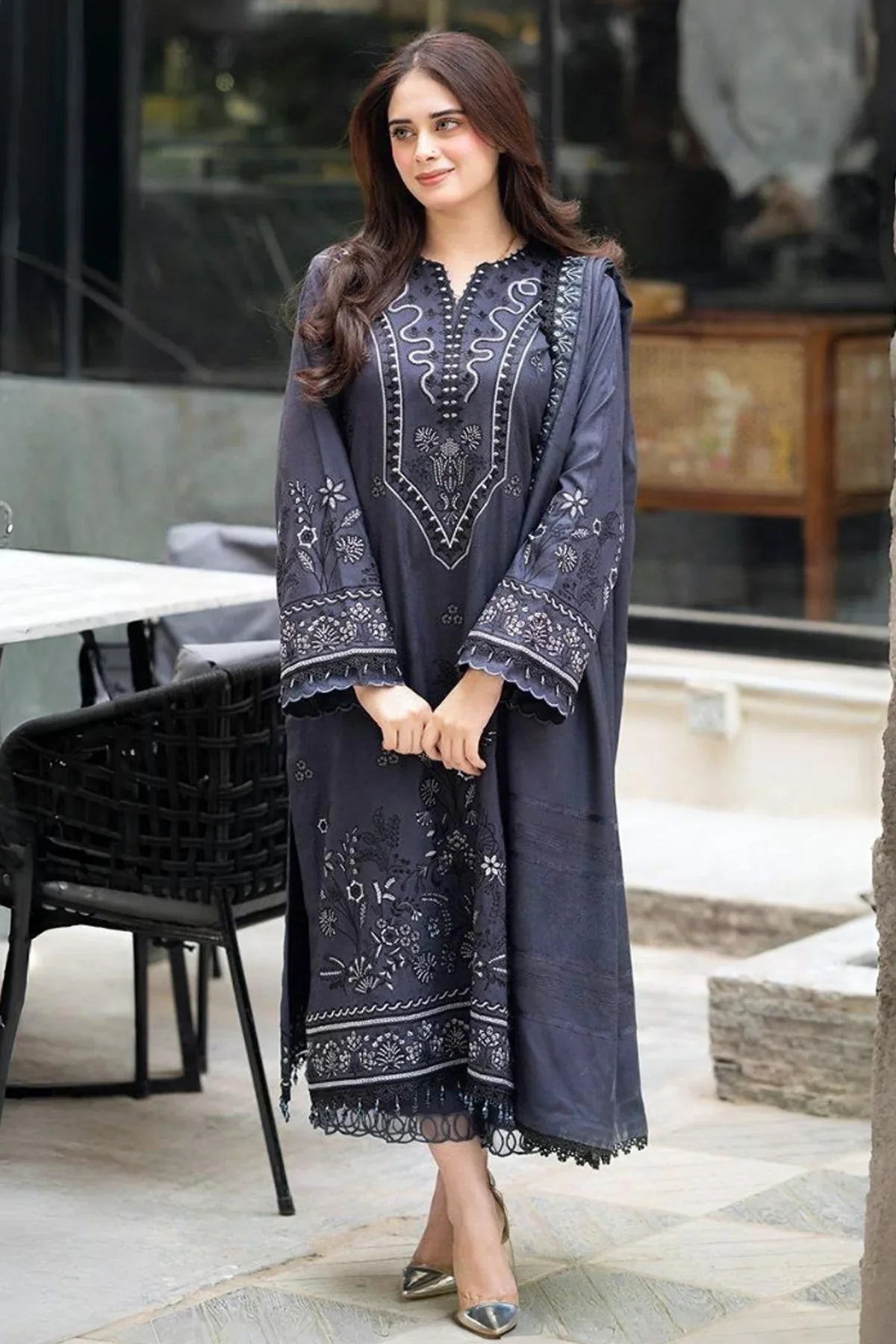 Winter 3PC Dhanak Embroidered Suit - kp3382