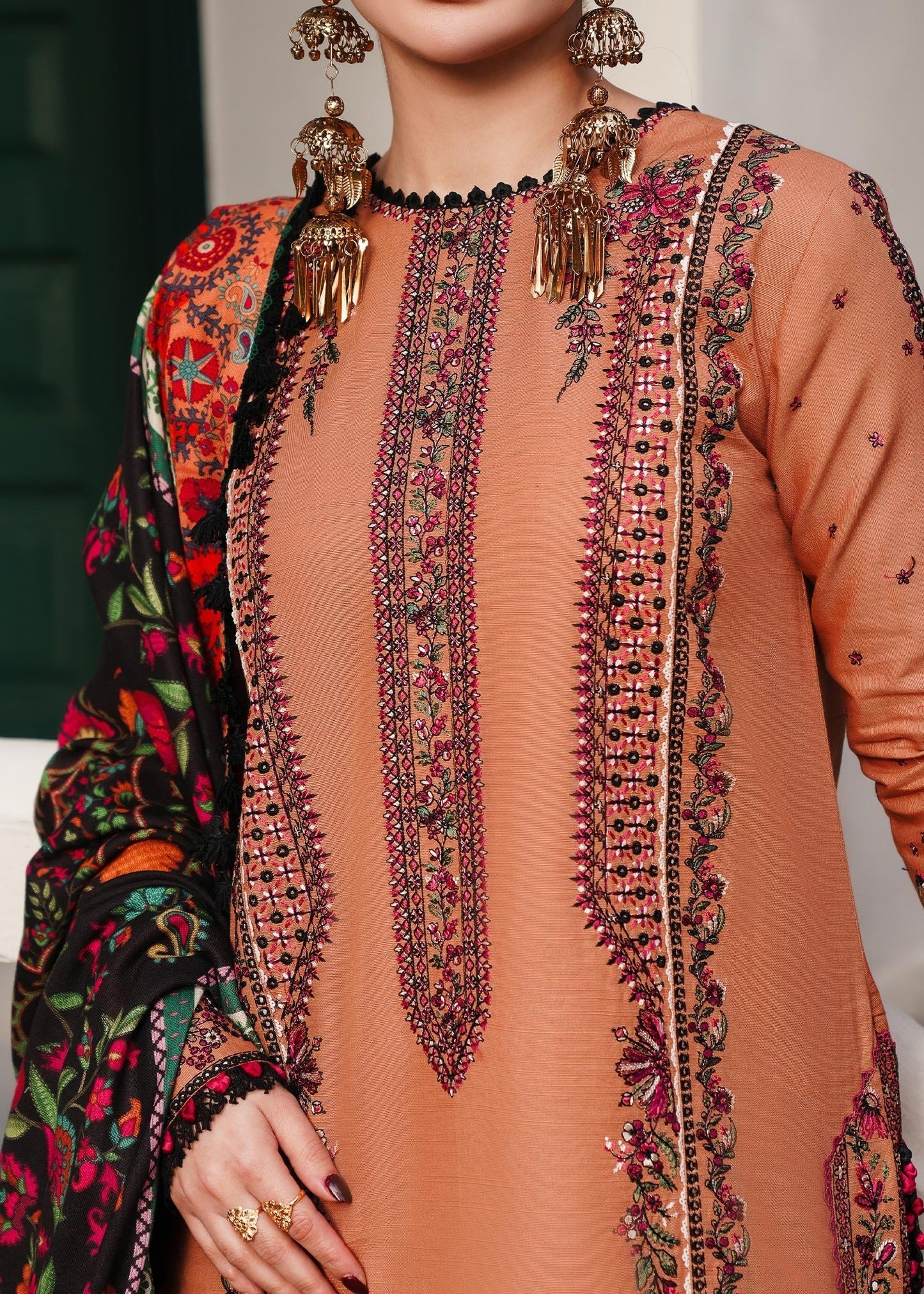 Winter 3PC Dhanak Embroidered Suit - kp3315