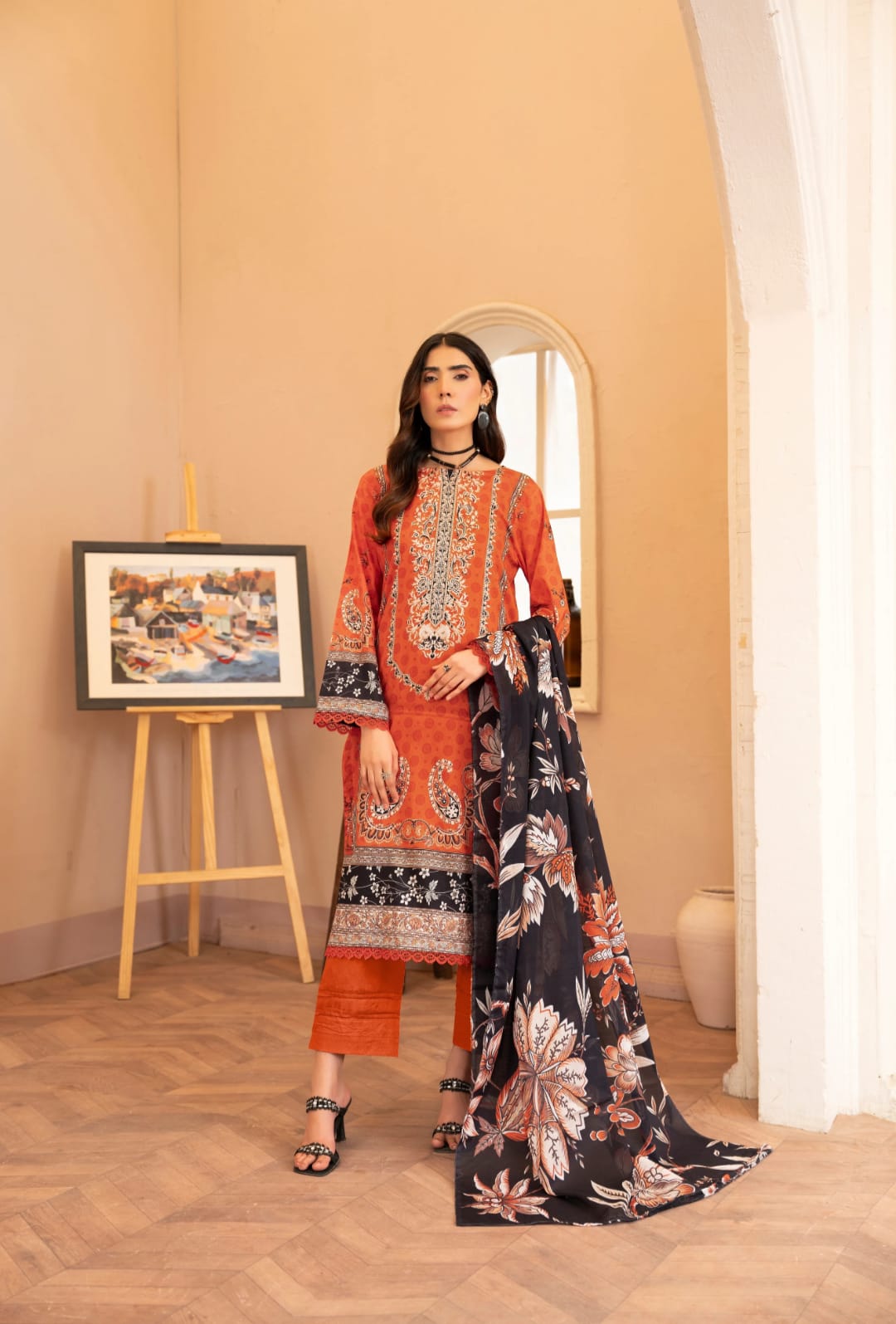 Elegant 3 Piece Embroidered Lawn Suit