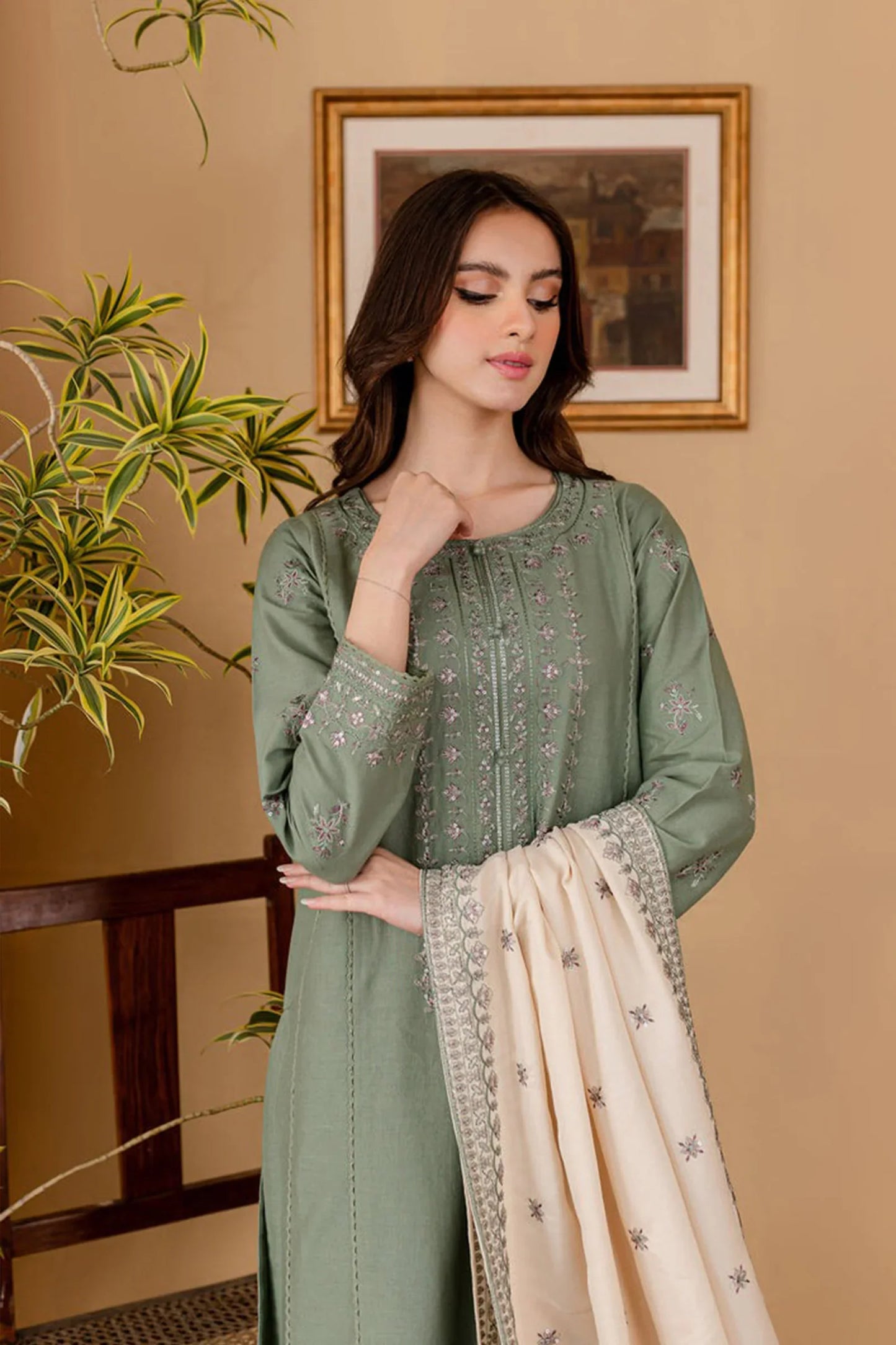 Winter   3PC Dhanak Embroidered Suit - kp3362