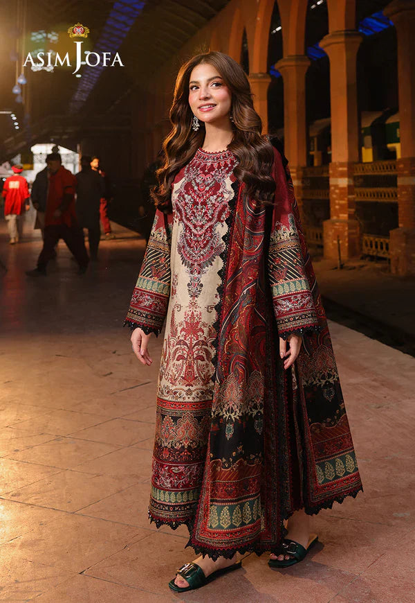 Winter 3PC Karandi Digital Print Dress - KP3397