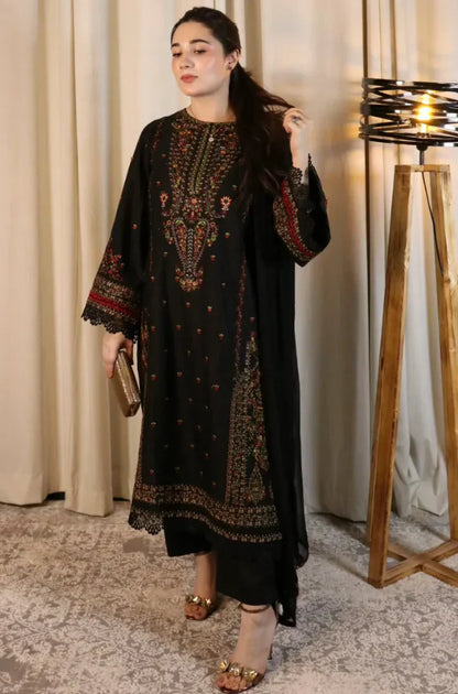 Summer 3PC Lawn Embroidered Suit - KP1102