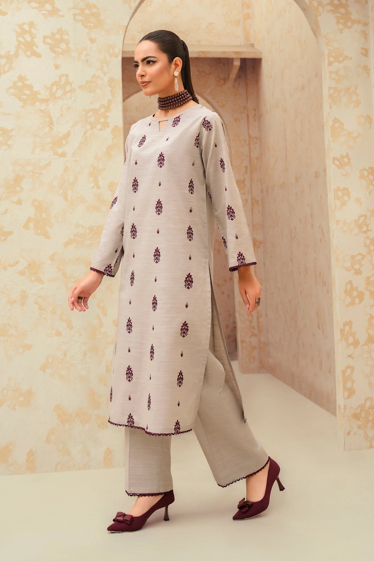 winter  3pc Embroidered Suit - kp550