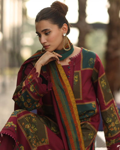 Winter 3PC Karandi Digital Print Dress - KP33100
