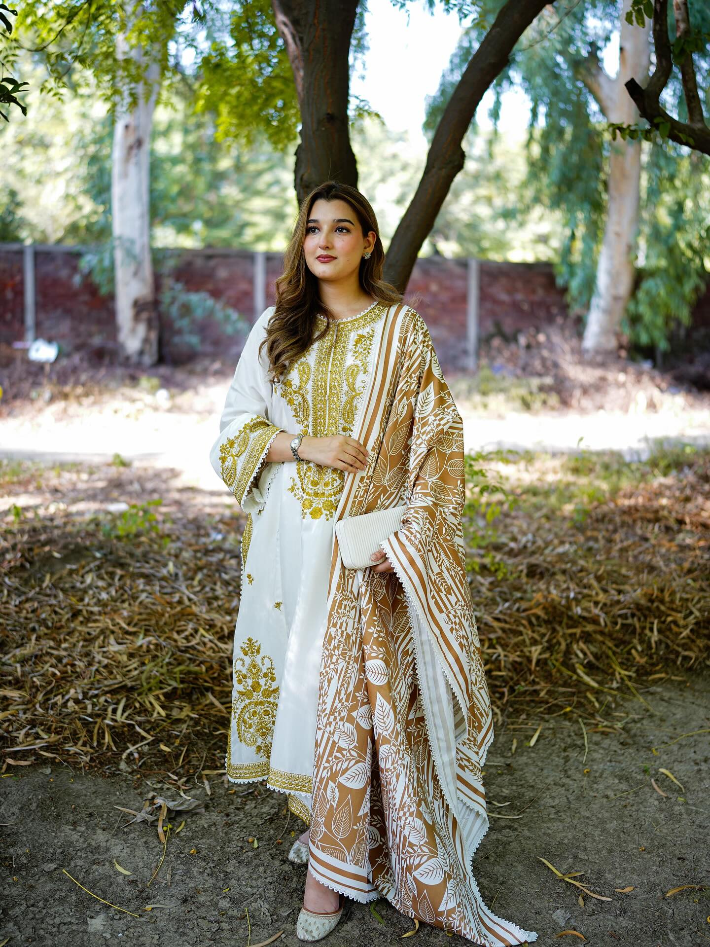 Winter 3PC Dhanak Embroidered Suit - kp33105