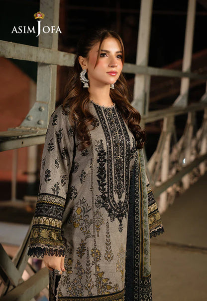 Winter 3PC Karandi Digital Print Dress - KP33410