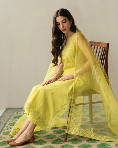 Summer 3PC Lawn Embroidered Suit - KP1177