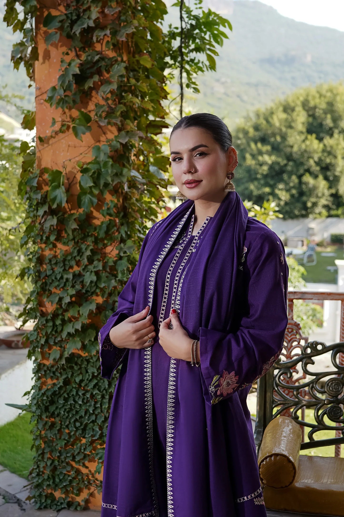 Winter 3PC Dhanak Embroidered Suit - kp33151