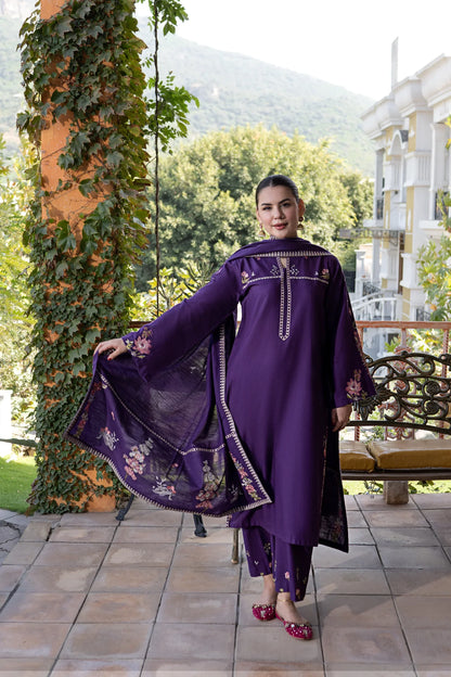 Summer 3PC Lawn Embroidered Suit - kp33151