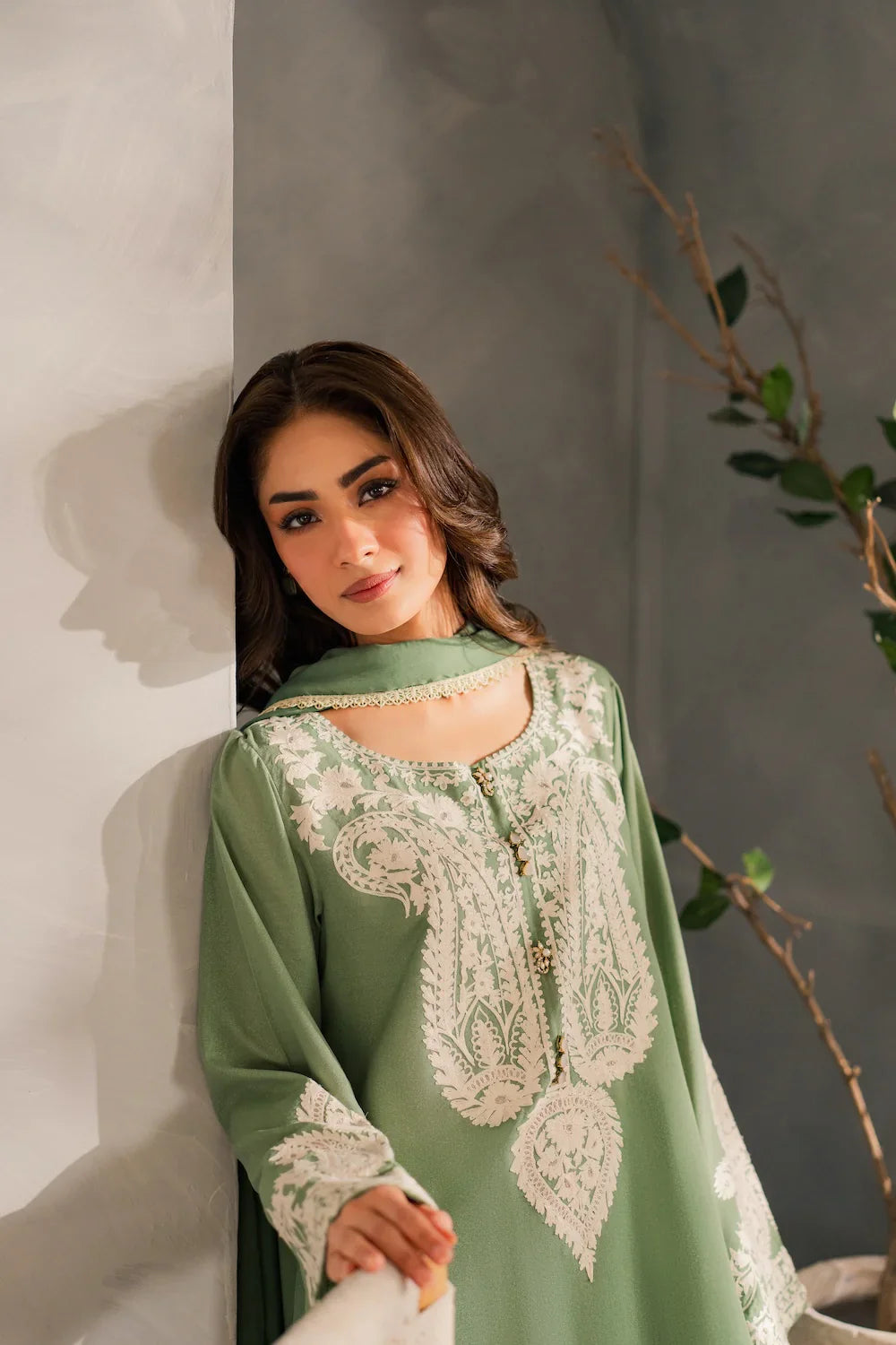 Summer 3PC Lawn Embroidered Suit - kp1125
