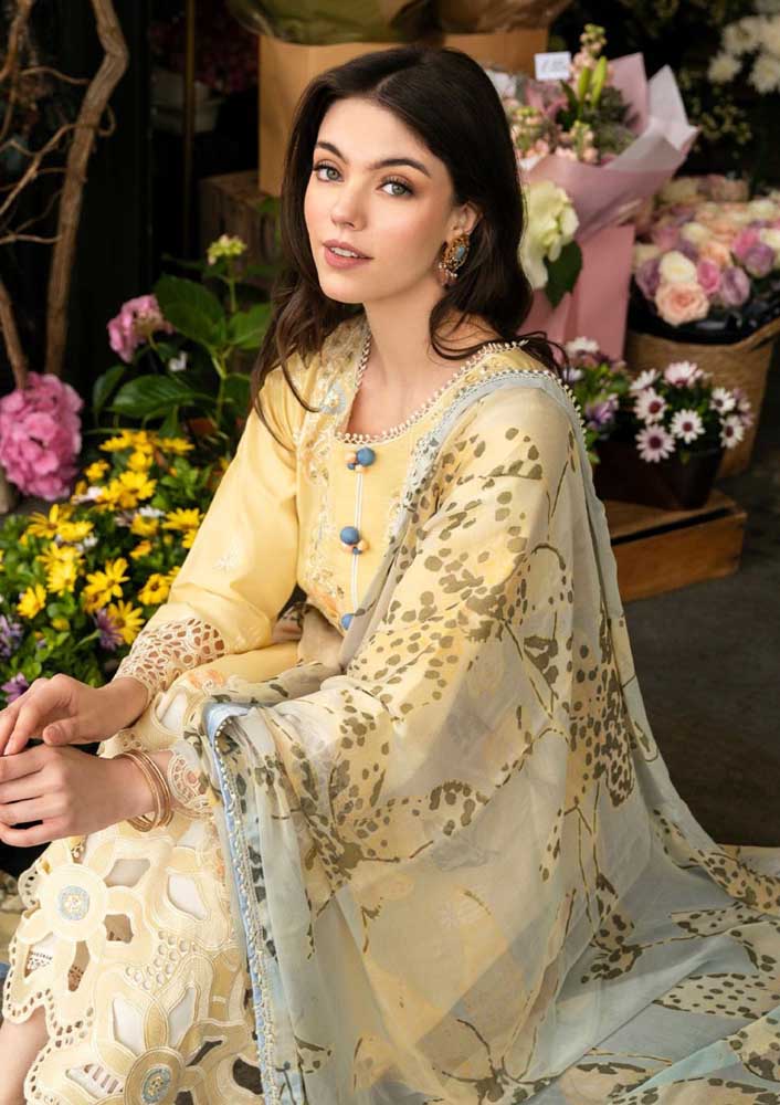 Summer 3PC Lawn Chikenkari Embroidered Shirt - KP1139