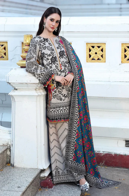 Winter 3PC Karandi Digital Print Dress - KP33115