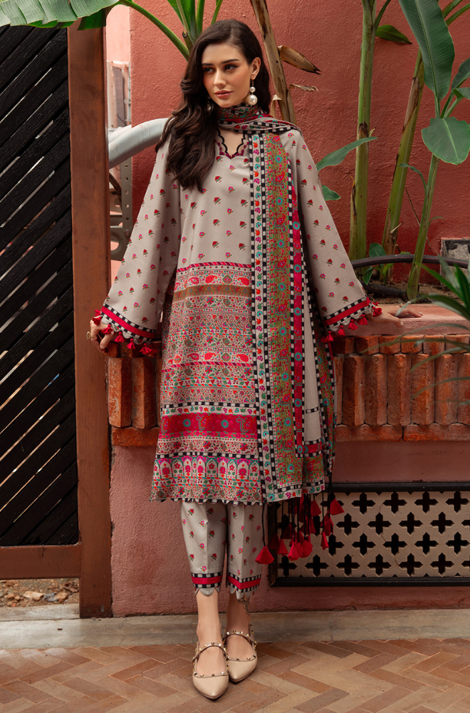 Winter 3PC Karandi Digital Print Dress - KP3390