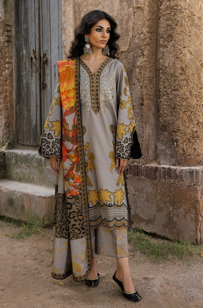 Winter 3PC Karandi Digital Print Dress - KP33420