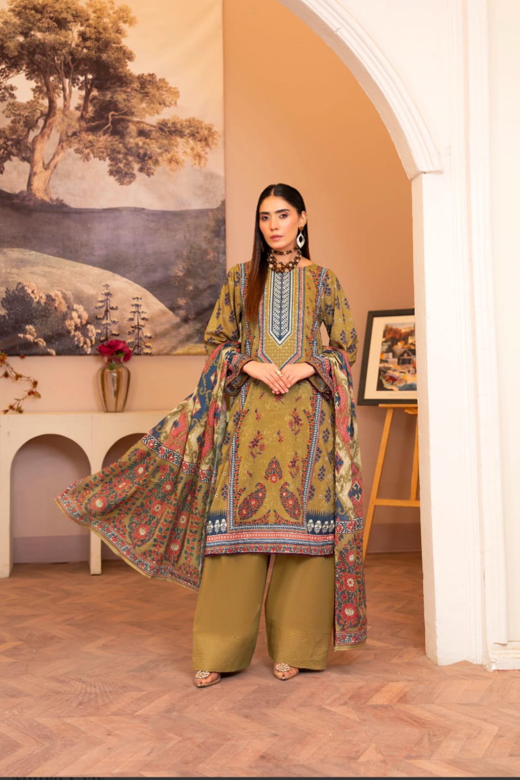 Elegant 3 Piece Embroidered Lawn Suit