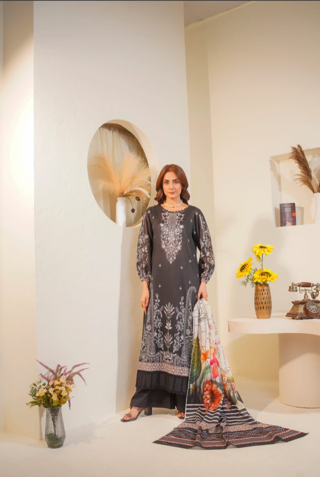 3 Piece Embroidered Lawn Suit