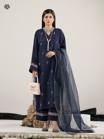 3 Piece Embroidered Lawn Suit