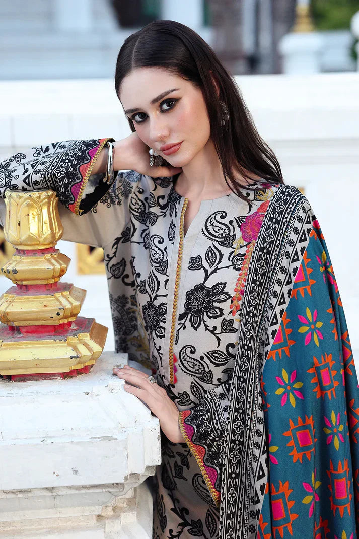 Winter 3PC Karandi Digital Print Dress - KP33115
