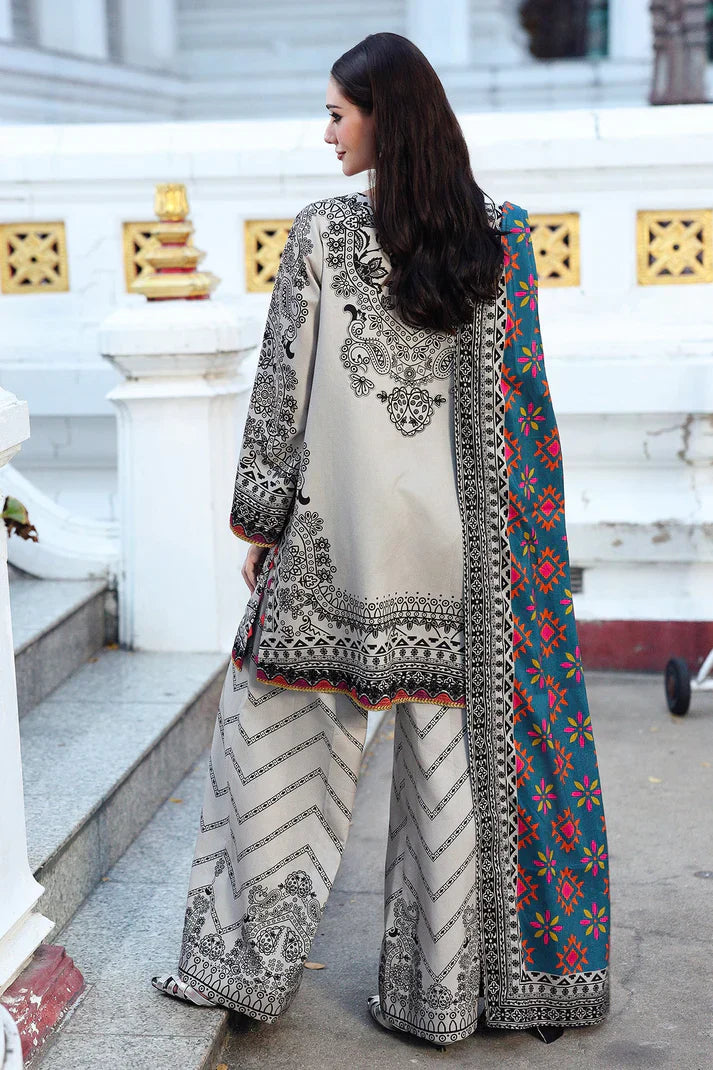 Winter 3PC Karandi Digital Print Dress - KP33115