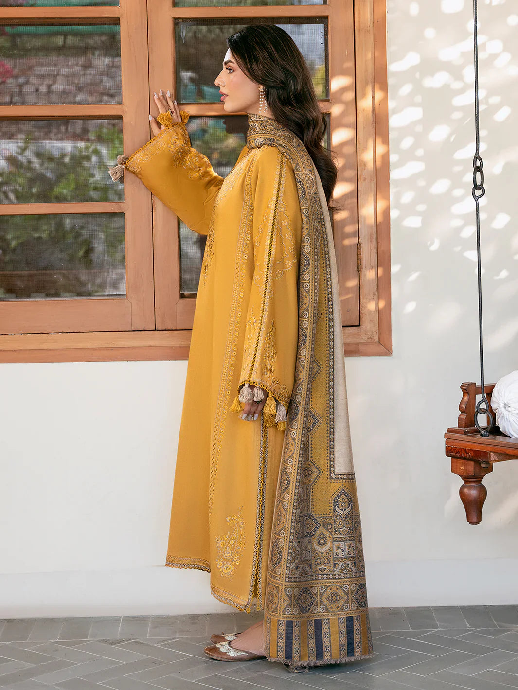 Winter 3PC Dhanak Embroidered Suit - kp33103