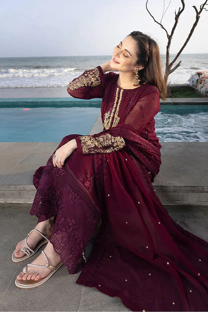 Summer 3PC Lawn Embroidered Suit- KP1114